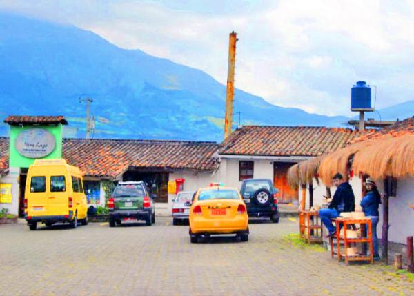 03-30-13_ Cayambe Town @ the foot of the Cayambe Volcano ���ﱴ��ɽ����0001.JPG