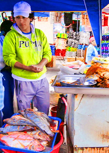 03-30-13_ Otavalo Market_Fish0001.JPG