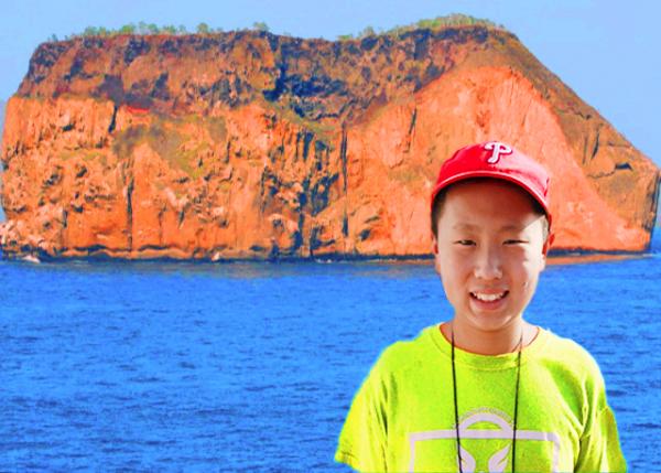 03-31-13_ Daphne Minor, Composed Mainly of Volcanic Tuff.JPG