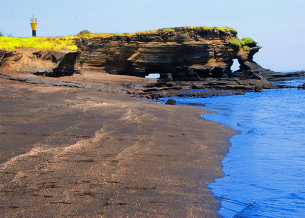 04-01-13_ Santiago Is_Rock Formation �Ҳ�-90001.JPG