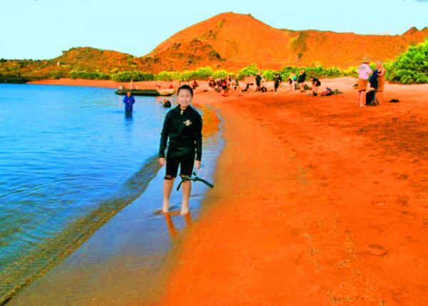 04-03-13_ Bartolom�� Silky Beach ������÷��˿��ɳ̲0001.JPG
