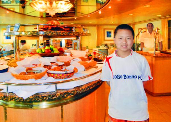 04-04-13_ Dining_Breakfast ���0001.JPG