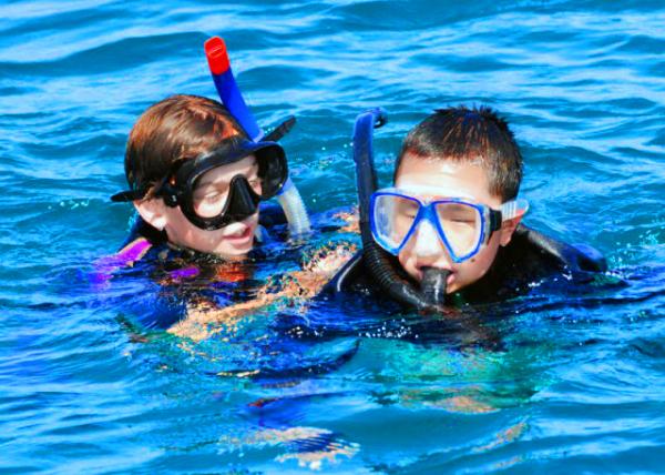 04-04-13_ Deep Water Snorkeling ��ˮ��Ǳ-0001.JPG