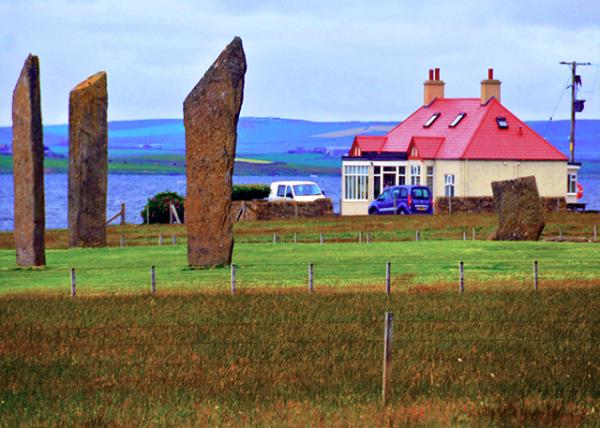 2016-07-14_Ordin w Standing Stones of Stenness0001.jpg