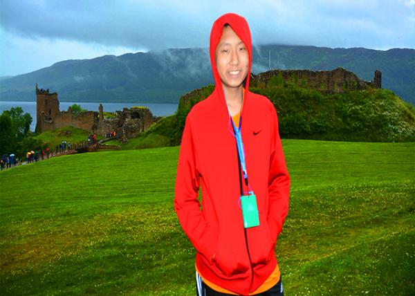 2016-07-15_Urquhart Castle_the Remains of the 13C Medieval Shell Keep or Motte-10001.jpg