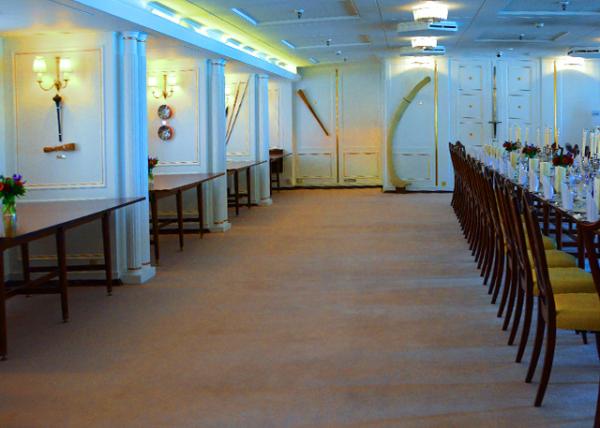 2016-07-16_Royal Yacht Britannia_State Dinning Rm-20001.JPG