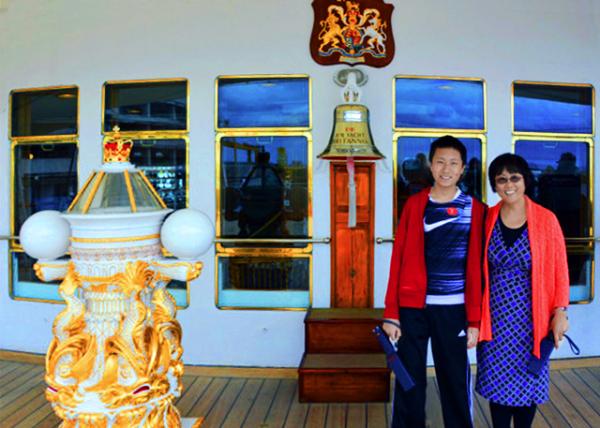 2016-07-16_Royal Yacht Britannia_Binnacle & Ship's Bell �������봬��-20001.JPG