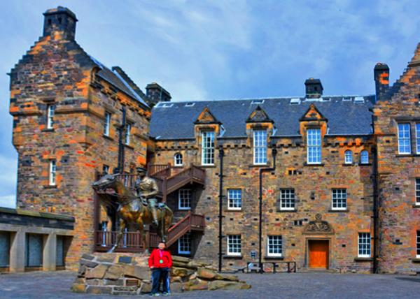 2016-07-16_Edinburgh Castle_Natl War Museum ����ս�������0001.JPG