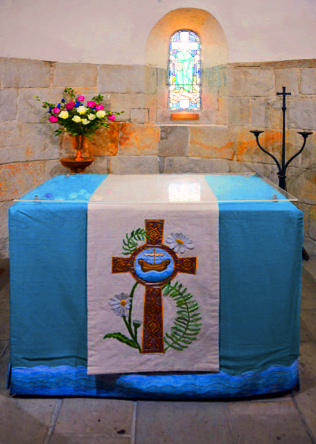 2016-07-16_Edinburgh Castle_St Margaret's Chapel Built in 1130 ����1130���ʥ������������-20001.JPG