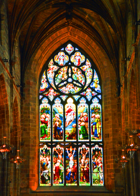 2016-07-16_St. Giles Cathedral_Central Stained Glass Window0001.JPG
