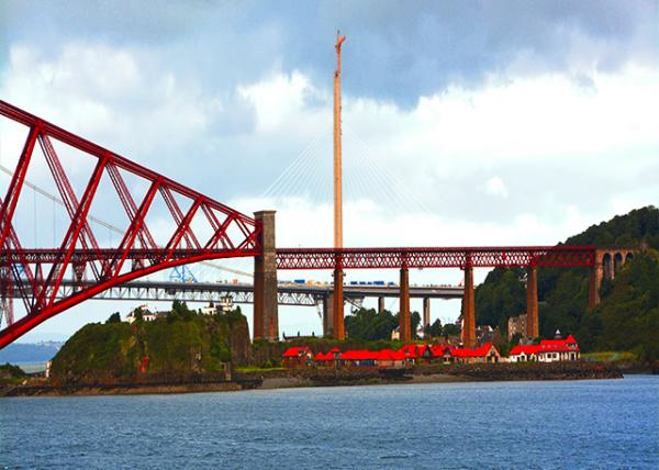 2016-07-16_Firth of Forth_Inchgarvie  beneath the Forth Bridge ��˹���»ĵ�-10001.JPG