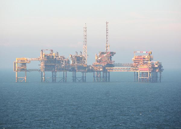 2016-07-17_North Sea_Oil Rig ������ʯ���꾮̨-10001.JPG