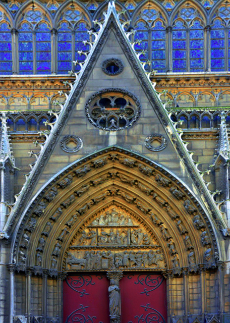 2016-07-18_Nortre-Dame de Paris_Portal of St-Anne �}�����T-20001.JPG