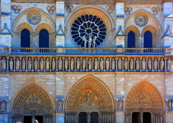 2016-07-18_Notre-Dame's Facade Showing the Portal of the Virgin_ Portal of the Last Judgment_ & Portal of St-Anne_ Gallery of Kings �����}ĸԺ���Tչʾ���}ĸ�T���ጏ���T���}�����T�Լ���������0001.JPG