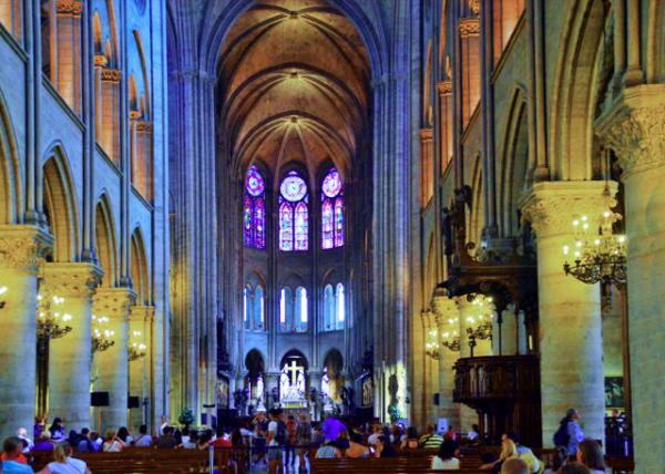 2016-07-18_Notre-Dame' de Paris_Nave �е�-30001.JPG