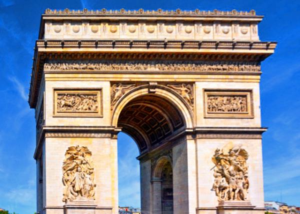 2016-07-18_Arc de Triomphe from the Champs-Élys��es ������������ֵĿ�����-30001.JPG