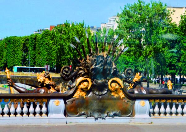 2016-07-18_Pont Alexandre III_Nymphs of the Neva Relief ����ɽ�������š����ߺ���Ů����0001.JPG
