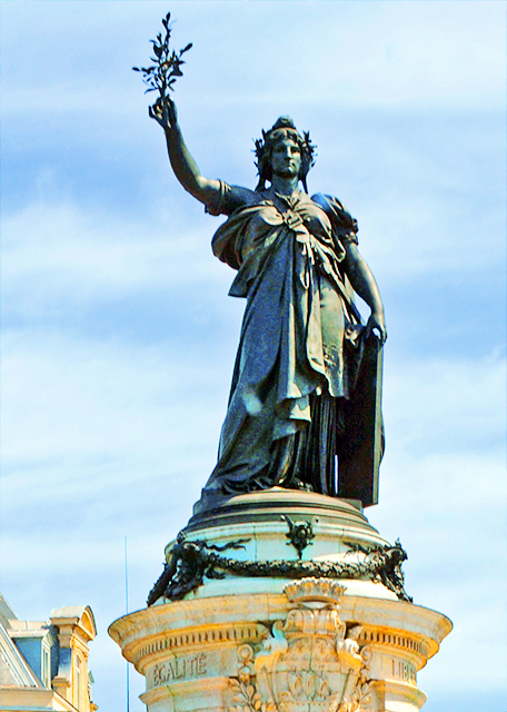2016-07-18_Place de la R��publique_Statue of Republic by L��opold Morice (1880)-40001.jpg