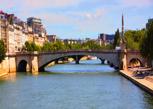 2016-07-18_Pont de la Tournelle_Asymmetric  �ǶԳƵĽ�����-20001.JPG