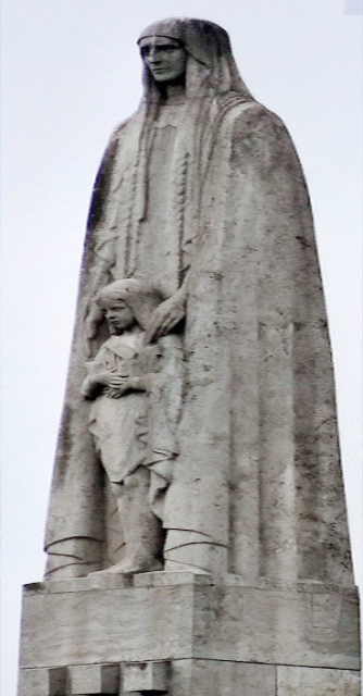 Statue de Sainte Genevieve0001.JPG