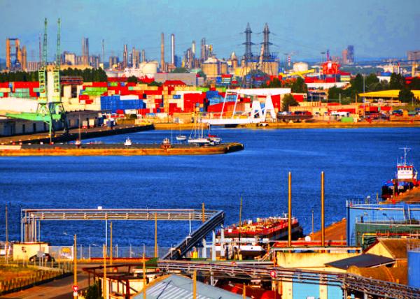 2016-07-18_Le Havre_Shipyard ����0001.JPG