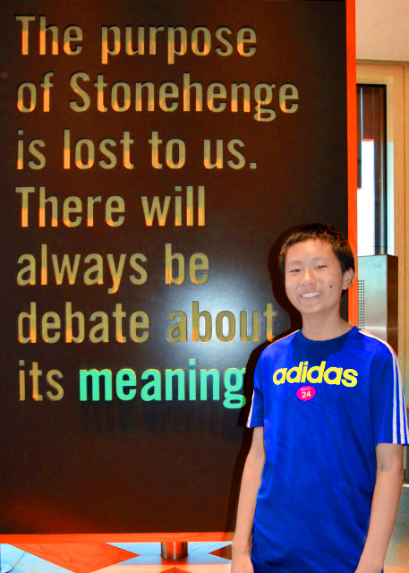 2016-07-19_Stonehenge_01_The purpose of Stonehenge is lost to us. There will always be debate about its meaning ��ʯ��Ŀ�Ĳ��壬�������۲�ֹ-10001.JPG