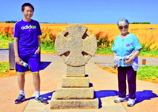 2016-07-19_Stonehenge_Airman's Cross Memorial ����Աʮ�ּ��-20001.JPG