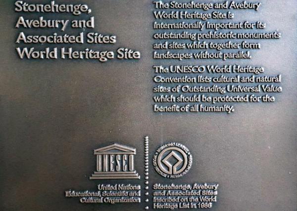 Stonehenge_UNESCO ����ƽ����Ļ��Ų�������0001.JPG