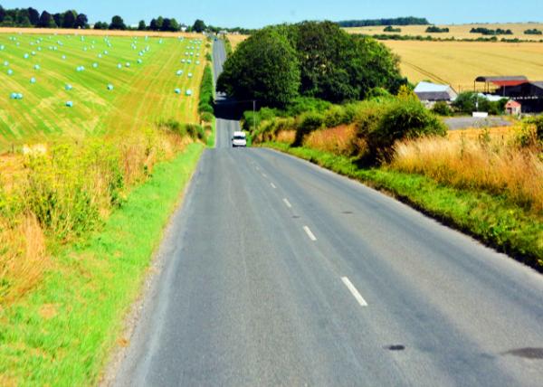2016-07-19_Stonehenge_Amesbury_Country Road ��乫·0001.JPG