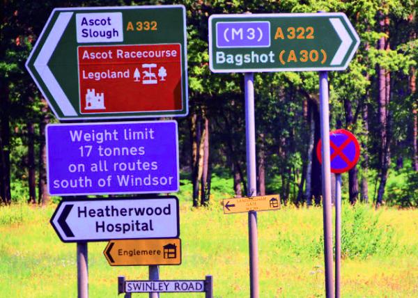 2016-07-19_Signpost ·��-50001.JPG