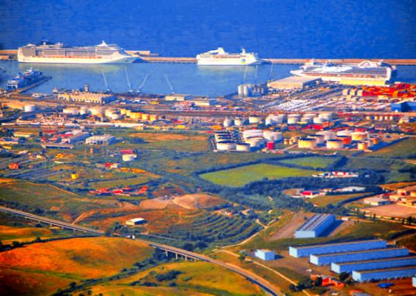 2015-06-13_Civitavecchia Port ��ά��Τ����������-10001.JPG
