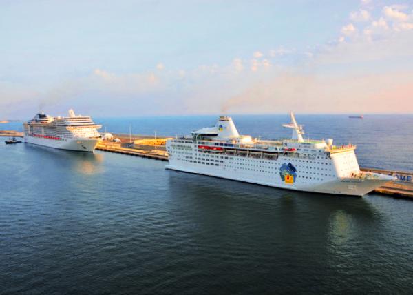 2015-06-13_Civitavecchia Port_Cruise Terminal ��ά��Τ���ۡ��δ���ͷ�δ���ͷ-20001.JPG