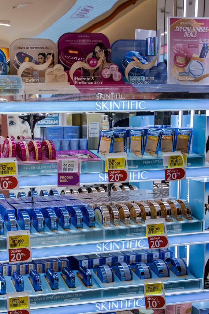 ���Ҷ��й����й��˵Ŀ�����Ϊ��ʹ�õ�һЩ��Ʒ�������˸ı䣬��29���¬����˵�����������罻ý���Ϸ���Skintific��Ʒ�ġ�