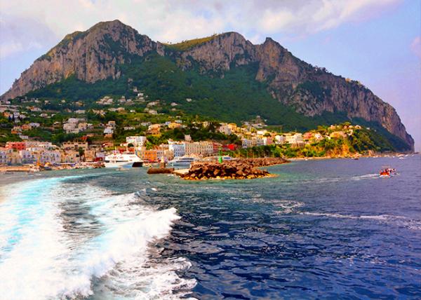 2015-06-14_Capri Magnificent Rock Formations.jpg