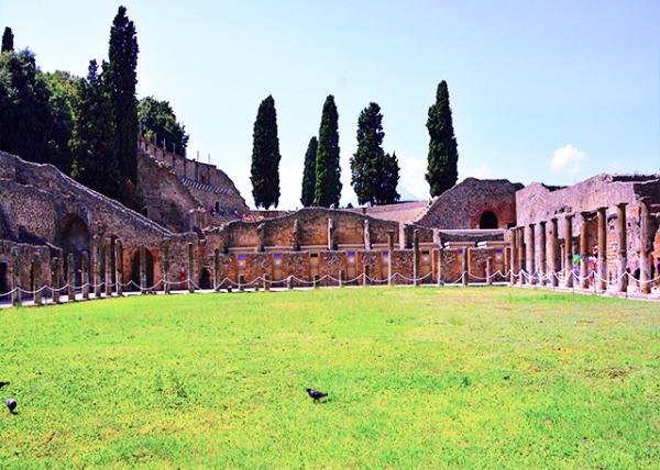 2015-06-14_Gladiators Barracks �Ƕ�ʿӪ��.jpg