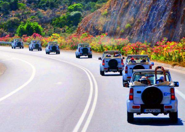 2015-06-16_Local Road w No Traffic Lights û�к��̵Ĺ�·0001.JPG