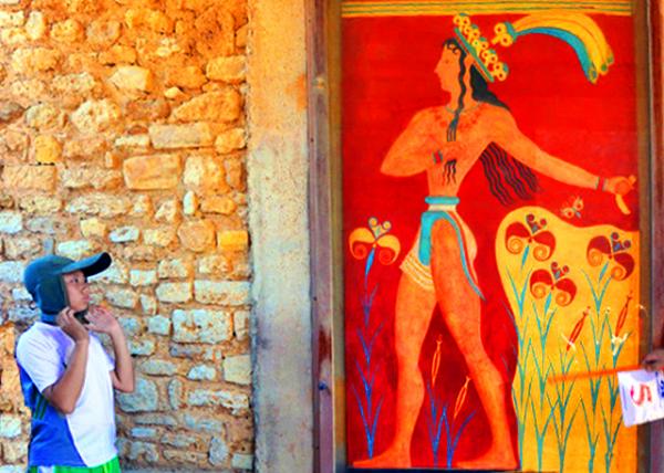 2015-06-16_Prince of the Lilies Plaster Relief at the Corridor of Processions Believed by Arthur Evans to be A Priest-king, Wearing a  -20001.JPG