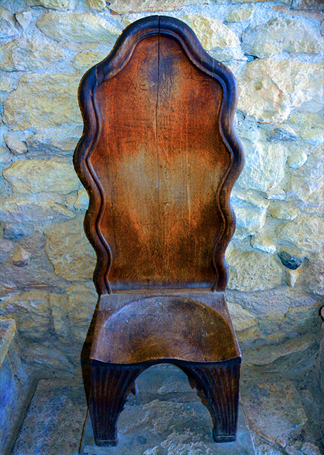 2015-06-16_Palace of Knossos_Wooden Throne  @ Justice Hall �������ľ������0001.jpg