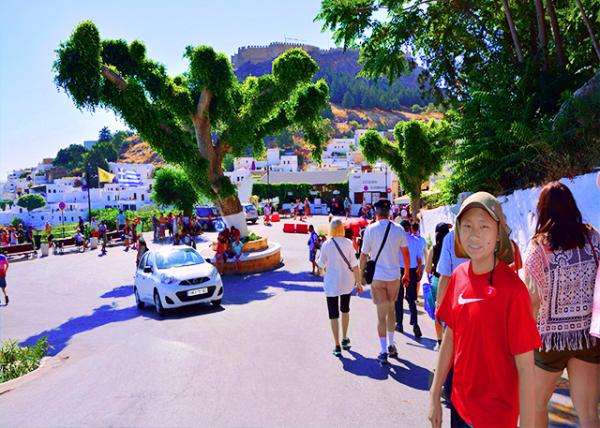 2015-06-17_Acropolis Parking Lot.jpg