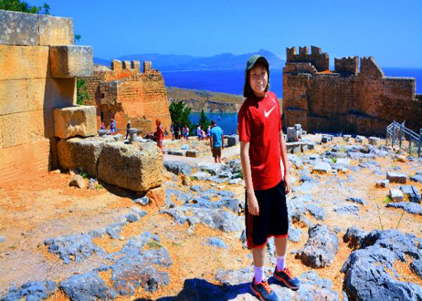 2015-06-17_Battlements Overlooking Lindos Bay.jpg