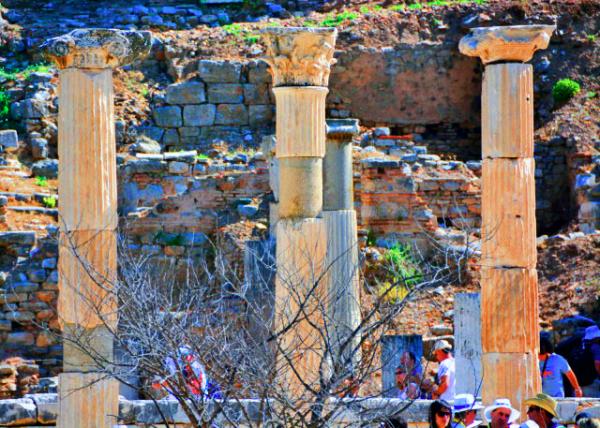 2015-06-18_Temple of Isis Dedicated Temple to the Ancient Egyptian Deity of Eternal Life & Resurrection ����˹Ů���0001.JPG
