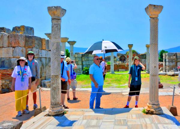 2015-06-18_Basilica of St John_Burial Site of the Apostle of Jesus Ү��ʹͽĹ��0001.JPG