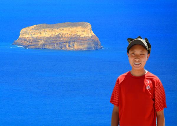 2015-06-19_Aspronisi Island, the Prominent White, Volcanic Pumice Cliffs & Rocky Landscape of the Island �׵�-10001.jpg