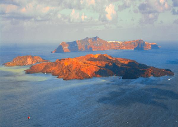 2015-06-19_Thirasia against Santorini & Nea Kameni ���ǵ��뱳���ʥ����������ջٵ�-20001.JPG