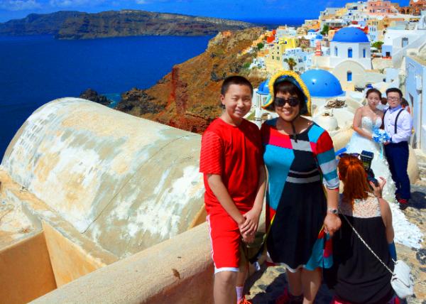 2015-06-19_Oia Pristine Whitewashed Village-20001.JPG