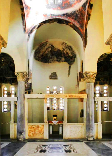 2015-06-20_Church of the Holy Apostles_Interior.jpg