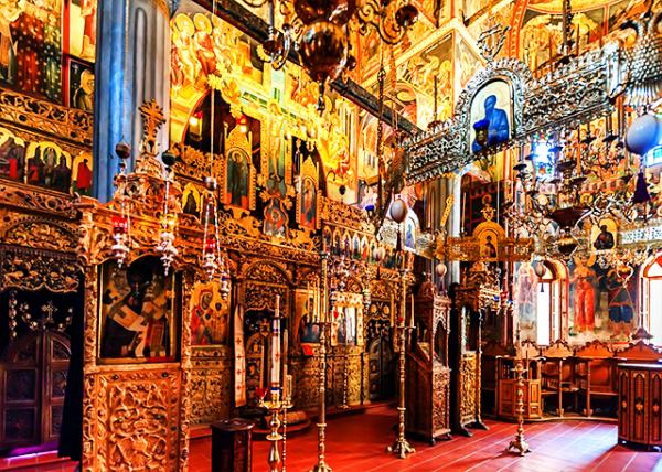 2015-06-21_Holy Monastery of Great Meteoron_Interior0001.jpg