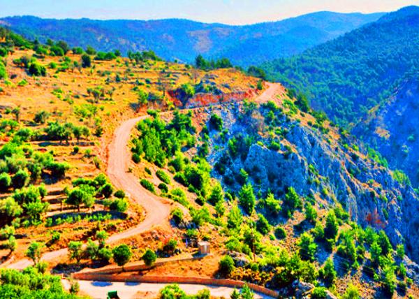 2015-06-22_Anavatos Village w the Only Road �ƻ���Ψһ�ĵ�·-0001.JPG