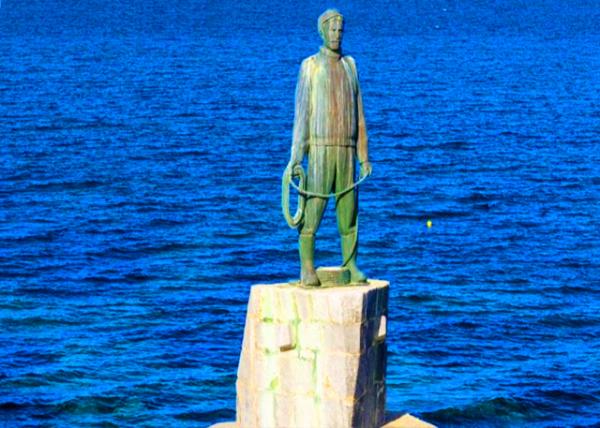 2015-06-22_Monument of the Unknown Sailor.jpg
