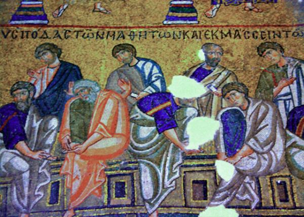 2015-06-22_Inner Narthex w a Key Evnt in Holy Thursday, Depicting a Byzantine Mosaic Scene, Specifically the Washing of the Disciples' Feet by Jesus Christ.jpg